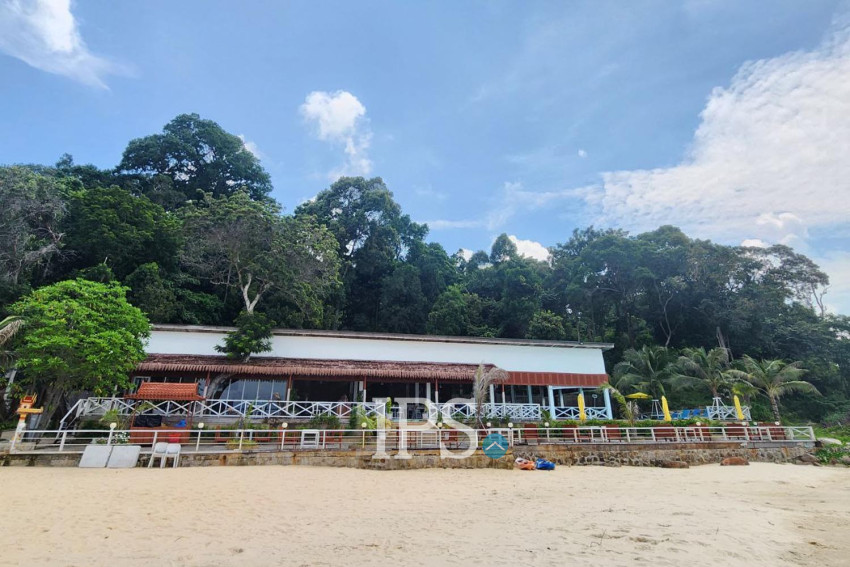 48000 Sqm Beach Front Land and Resort For Sale - Kaoh Rong Sanloem, Sihanouk Province