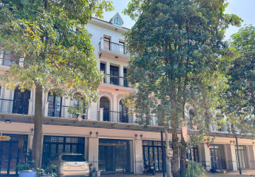 4 Bedroom Shophouse For Rent - Kouk Chak, Siem Reap thumbnail