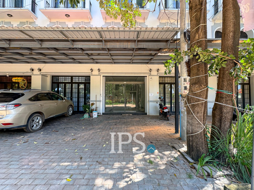 4 Bedroom Shophouse For Rent - Kouk Chak, Siem Reap