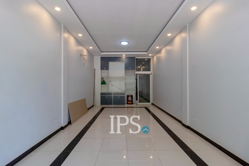 4 Bedroom Shophouse For Rent - Kouk Chak, Siem Reap