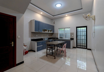 4 Bedroom Shophouse For Rent - Kouk Chak, Siem Reap thumbnail