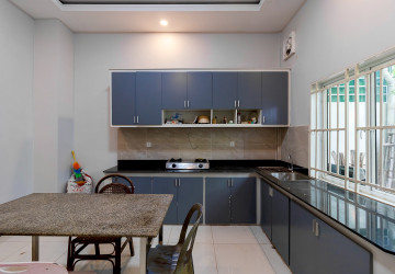 4 Bedroom Shophouse For Rent - Kouk Chak, Siem Reap thumbnail