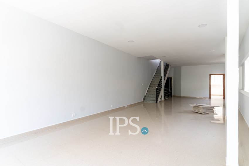 80 Sqm Shophouse For Rent - Srah Chork, Phnom Penh