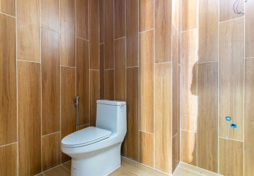 80 Sqm Shophouse For Rent - Srah Chork, Phnom Penh thumbnail