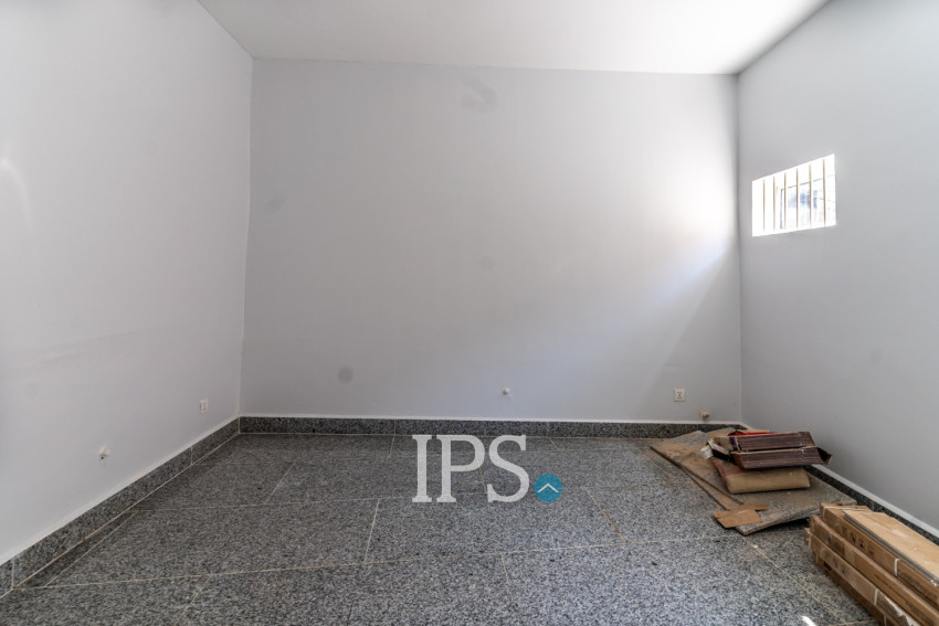 80 Sqm Shophouse For Rent - Srah Chork, Phnom Penh
