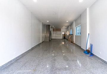 80 Sqm Shophouse For Rent - Srah Chork, Phnom Penh thumbnail