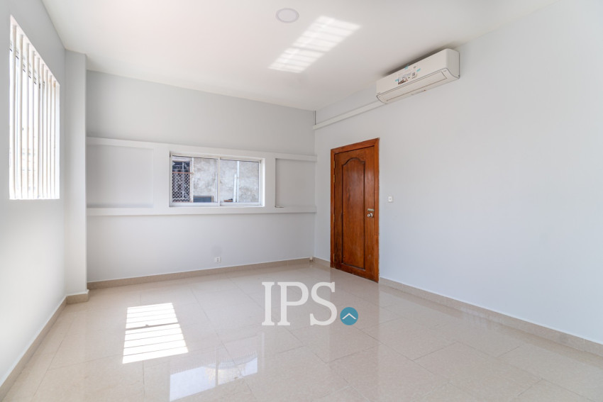 80 Sqm Shophouse For Rent - Srah Chork, Phnom Penh