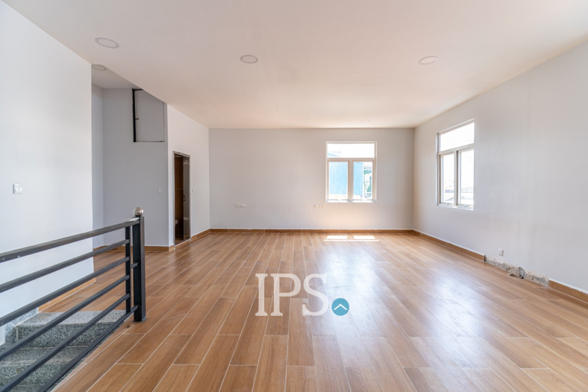 80 Sqm Shophouse For Rent - Srah Chork, Phnom Penh