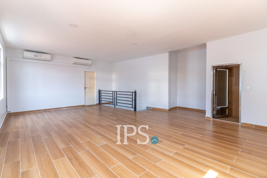 80 Sqm Shophouse For Rent - Srah Chork, Phnom Penh