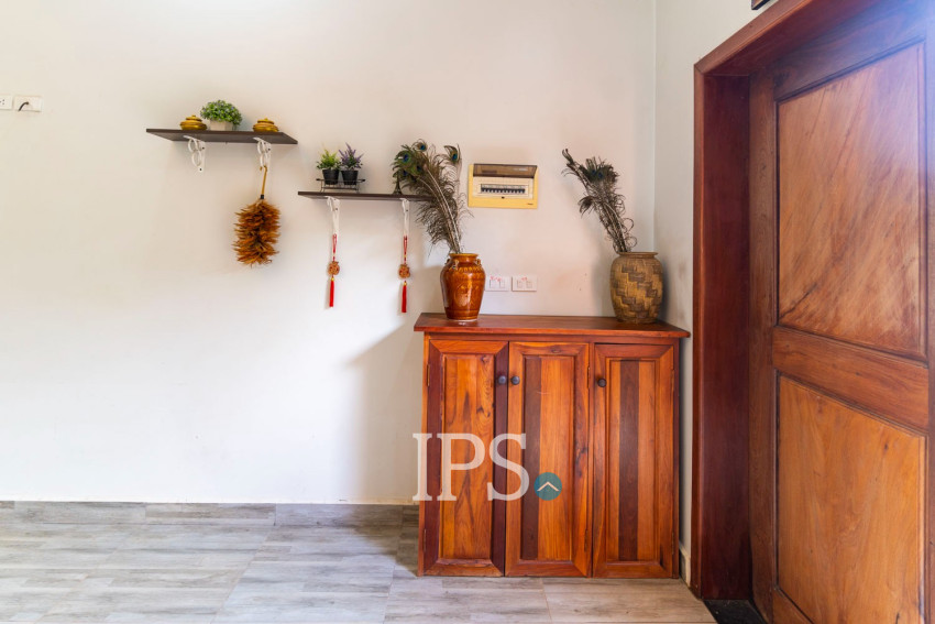 3 Bedroom Villa For Rent - Sangkat Siem Reap, Siem Reap