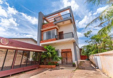 3 Bedroom Villa For Rent - Sangkat Siem Reap, Siem Reap thumbnail