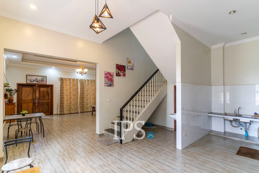 3 Bedroom Villa For Rent - Sangkat Siem Reap, Siem Reap