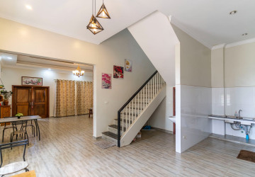 3 Bedroom Villa For Rent - Sangkat Siem Reap, Siem Reap thumbnail