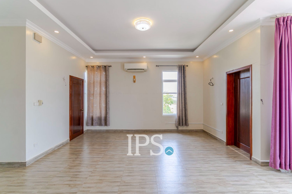 3 Bedroom Villa For Rent - Sangkat Siem Reap, Siem Reap - Image 12