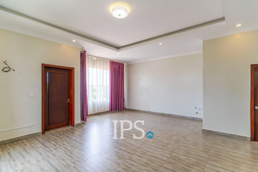 3 Bedroom Villa For Rent - Sangkat Siem Reap, Siem Reap