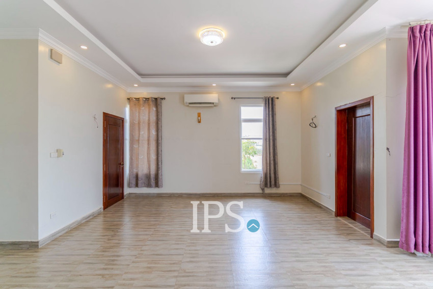 3 Bedroom Villa For Rent - Sangkat Siem Reap, Siem Reap