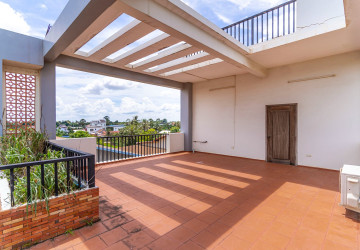 3 Bedroom Villa For Rent - Sangkat Siem Reap, Siem Reap thumbnail