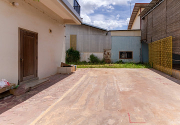 3 Bedroom Villa For Rent - Sangkat Siem Reap, Siem Reap thumbnail