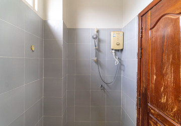 3 Bedroom Villa For Rent - Sangkat Siem Reap, Siem Reap thumbnail