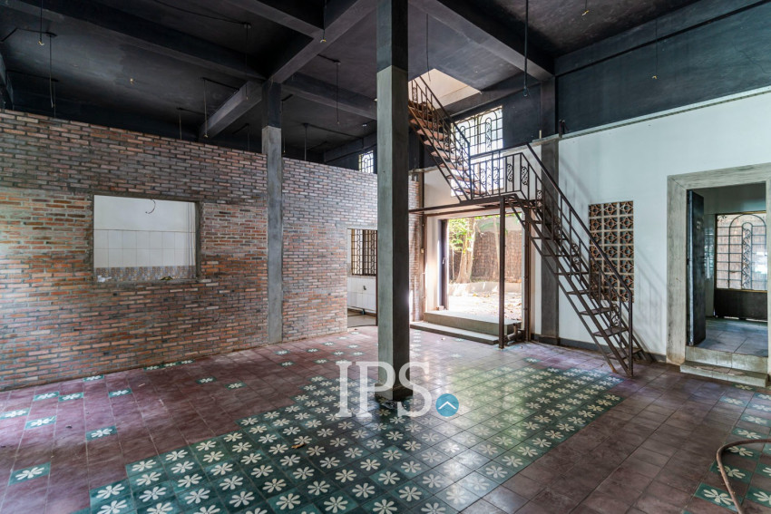 366 Sqm Retail Space For Rent - Sala Kamreuk, Siem Reap