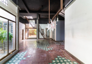 366 Sqm Retail Space For Rent - Sala Kamreuk, Siem Reap thumbnail