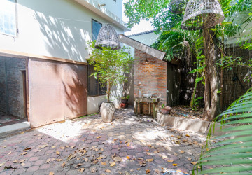 366 Sqm Retail Space For Rent - Sala Kamreuk, Siem Reap thumbnail