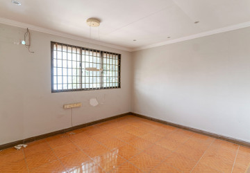 366 Sqm Retail Space For Rent - Sala Kamreuk, Siem Reap thumbnail