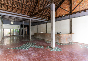 366 Sqm Retail Space For Rent - Sala Kamreuk, Siem Reap thumbnail