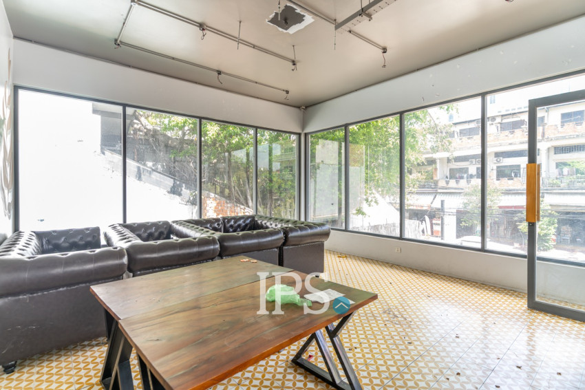 594 Sqm Commercial Building For Rent- Daun Penh, Phnom Penh