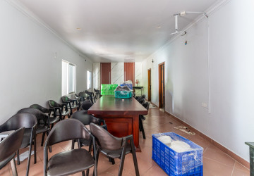 594 Sqm Commercial Building For Rent- Daun Penh, Phnom Penh thumbnail