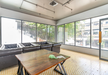 594 Sqm Commercial Building For Rent- Daun Penh, Phnom Penh thumbnail