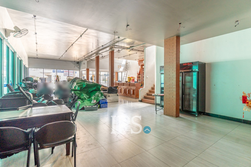 594 Sqm Commercial Building For Rent- Daun Penh, Phnom Penh