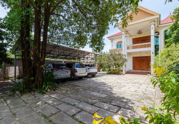 7 Bedroom House For Rent - Svay Dangkum, Siem Reap thumbnail