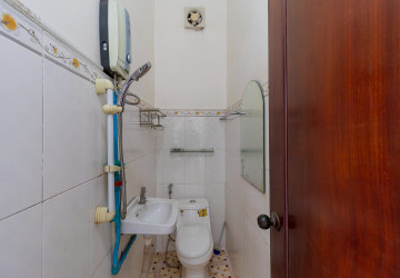 7 Bedroom House For Rent - Svay Dangkum, Siem Reap thumbnail