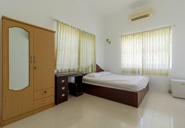 7 Bedroom House For Rent - Svay Dangkum, Siem Reap thumbnail