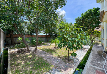 7 Bedroom House For Rent - Svay Dangkum, Siem Reap thumbnail