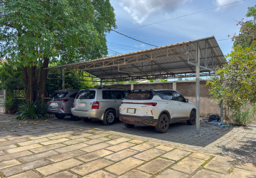 7 Bedroom House For Rent - Svay Dangkum, Siem Reap thumbnail