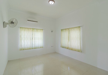 7 Bedroom House For Rent - Svay Dangkum, Siem Reap thumbnail