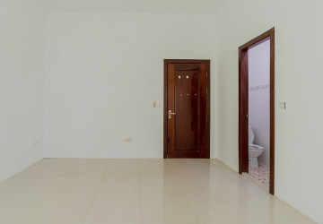 7 Bedroom House For Rent - Svay Dangkum, Siem Reap thumbnail