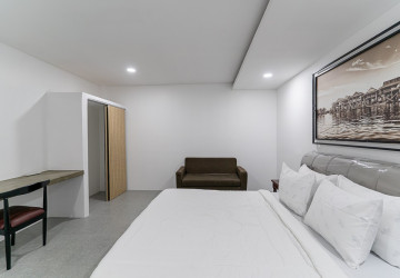 2 Bedroom Apartment For Rent - Chreav, Siem Reap thumbnail