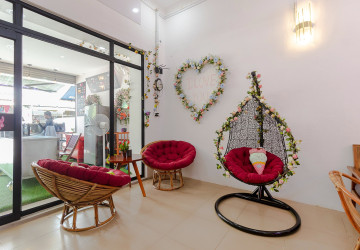 Coffee Shop Business For Sale - Sala Kamreuk, Siem Reap thumbnail