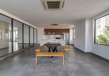 1 Bedroom Condo  For Rent - Embassy Central, BKK1, Phnom Penh thumbnail