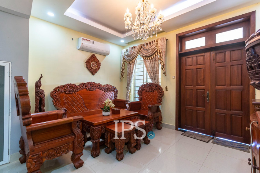 2 Bedroom Flat For Rent - Borey Premier, Svay Dangkum, Siem Reap