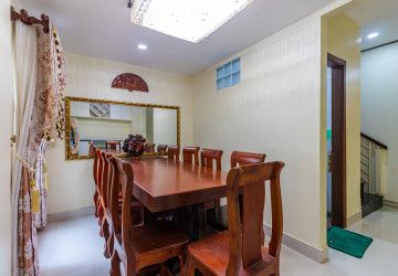 2 Bedroom Flat For Rent - Borey Premier, Svay Dangkum, Siem Reap thumbnail