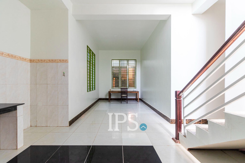 3 Bedroom House For Rent - Sangkat Siem Reap, Siem Reap
