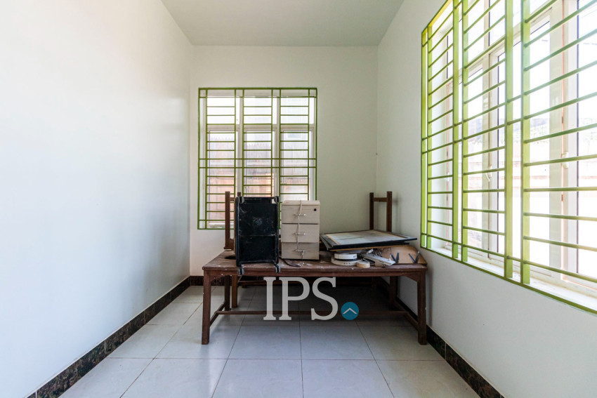3 Bedroom House For Rent - Sangkat Siem Reap, Siem Reap