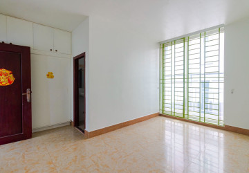 3 Bedroom House For Rent - Sangkat Siem Reap, Siem Reap thumbnail