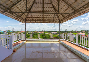 3 Bedroom House For Rent - Sangkat Siem Reap, Siem Reap thumbnail