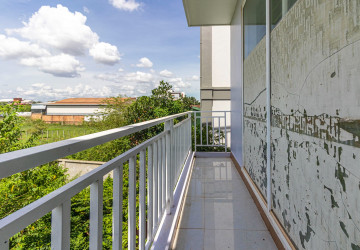 3 Bedroom House For Rent - Sangkat Siem Reap, Siem Reap thumbnail