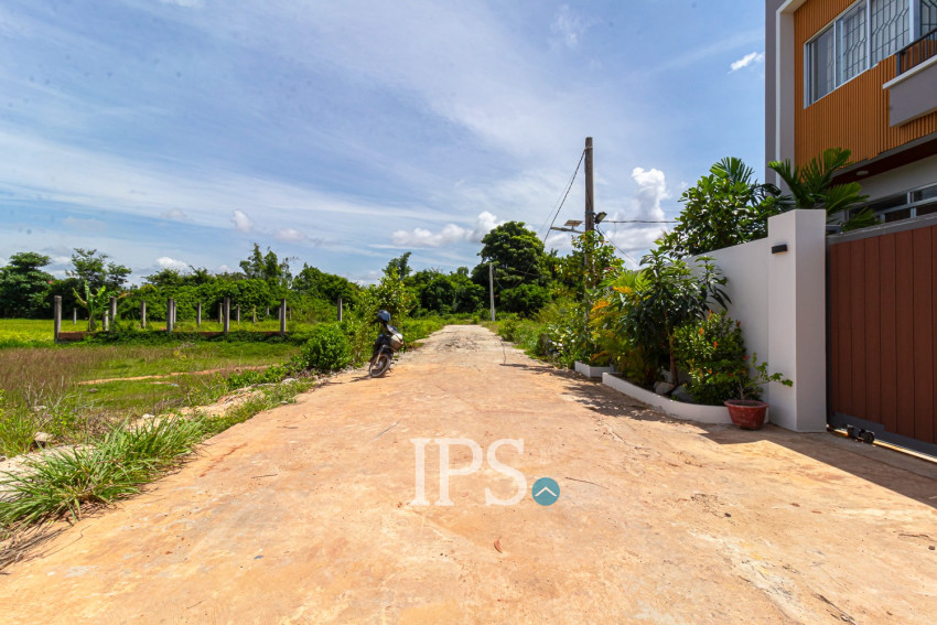 3 Bedroom House For Sale - Sangkat Siem Reap, Siem Reap